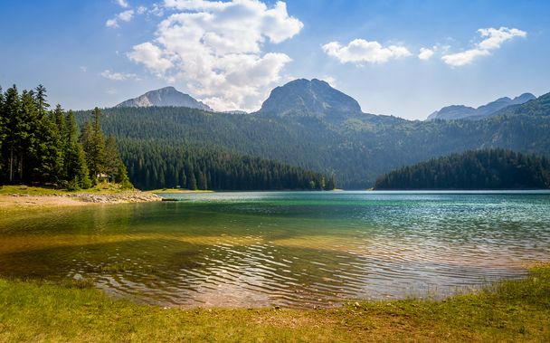 Schwarzer See im Durmitor Nationalpark - Foto, Bild