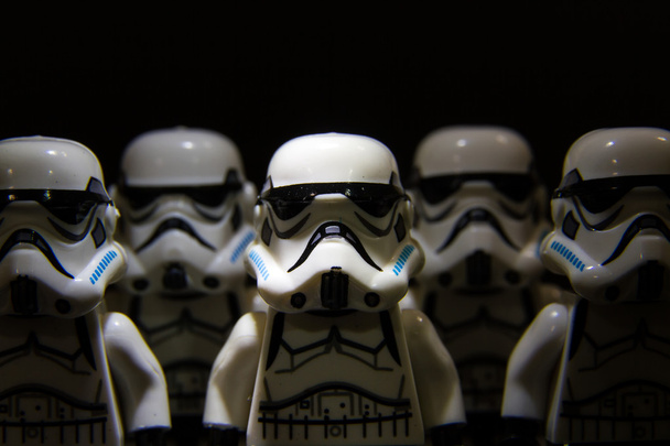 Lego star wars stormtrooper on isolated black background - Foto, afbeelding