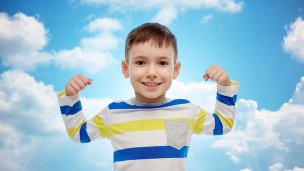 happy smiling little boy with raised hand - Foto, Imagem