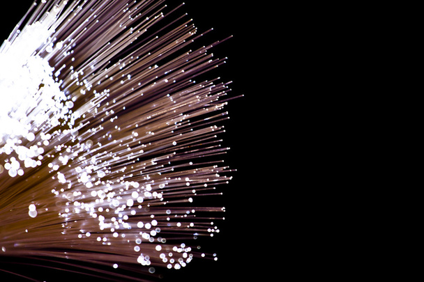 fiber optics close-up, moderne computer communicatietechnologie - Foto, afbeelding