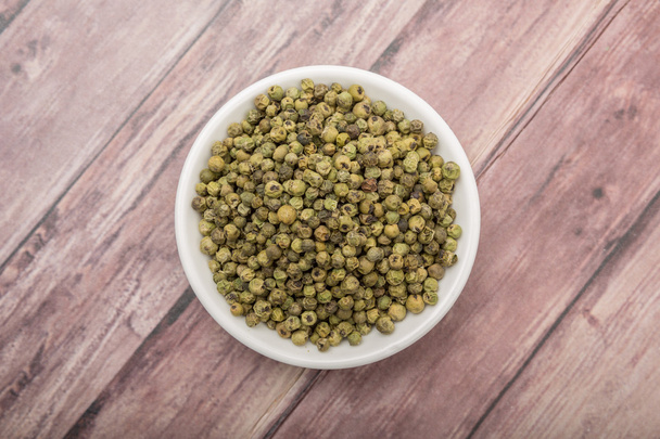 Dried Green Peppercorn - Фото, зображення