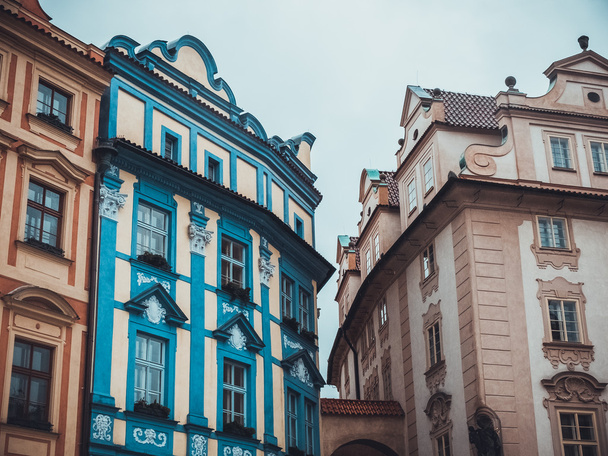 modré a oranžové budovy v Praze, Česká republika - Fotografie, Obrázek