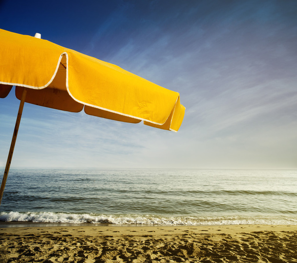 slunečník na pláži - Fotografie, Obrázek