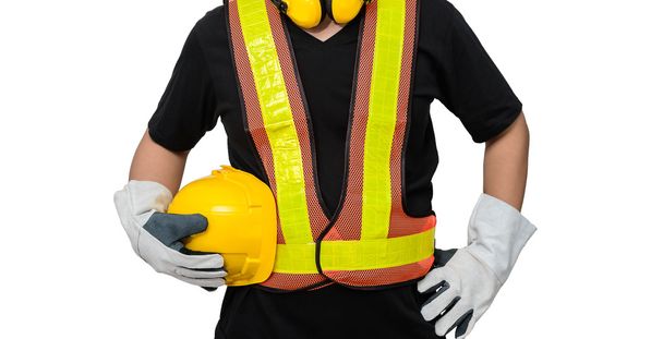 trabajador de la construcción masculino con equipo de seguridad de construcción estándar
 - Foto, imagen