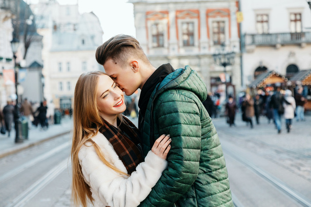 Šťastný pár na ulici - Fotografie, Obrázek
