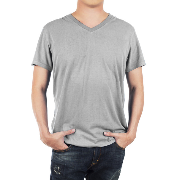 Primo piano dell'uomo in fronte camicia grigio chiaro su sfondo bianco
. - Foto, immagini