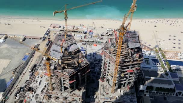 Baustelle an der Küste in Dubai - Filmmaterial, Video
