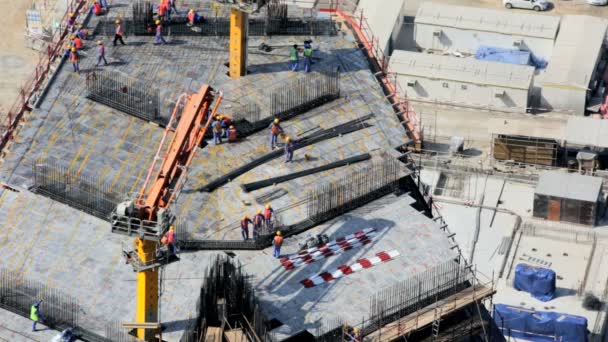 trabajadores en obras de construcción en Dubai
 - Imágenes, Vídeo