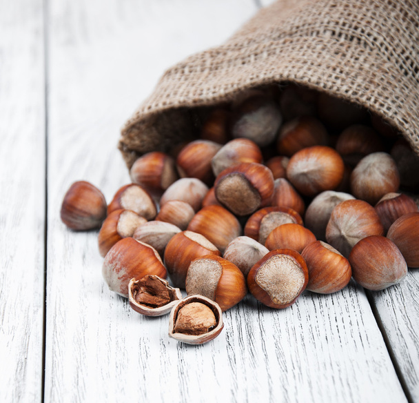 organic hazelnuts in bag - Φωτογραφία, εικόνα
