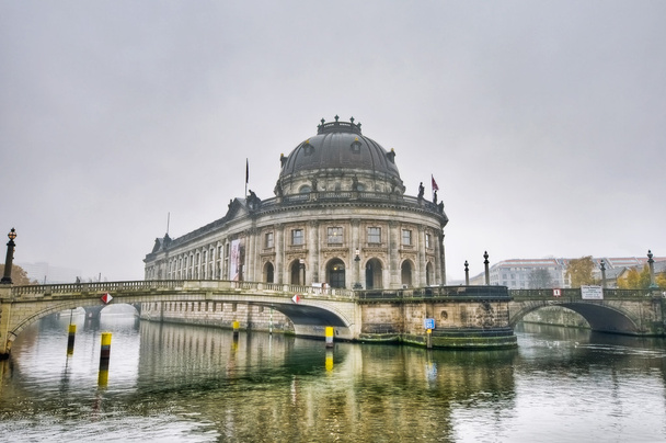 Bode Muzeum znajduje się w Berlinie, Niemcy - Zdjęcie, obraz