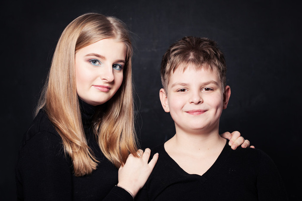 Happy Brother and Sister. Sibling Boy and Girl - Foto, afbeelding