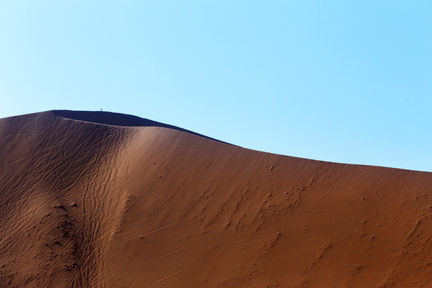 duna en Hidden Vlei en el desierto de Namib
  - Foto, Imagen