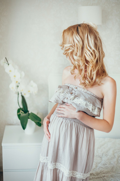 Беременная женщина
 - Фото, изображение