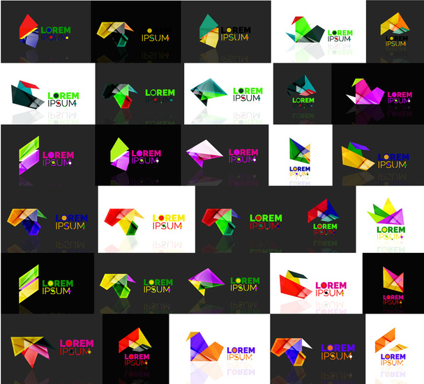 Геометрические фигуры треугольника, набор абстрактных логотипов
 - Вектор,изображение