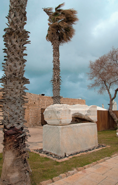 Ruinas del antiguo puerto rumano, Cesarea, Israel
 . - Foto, Imagen