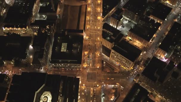 felhőkarcolók, a háztetők és a város San Francisco utcáin - Felvétel, videó