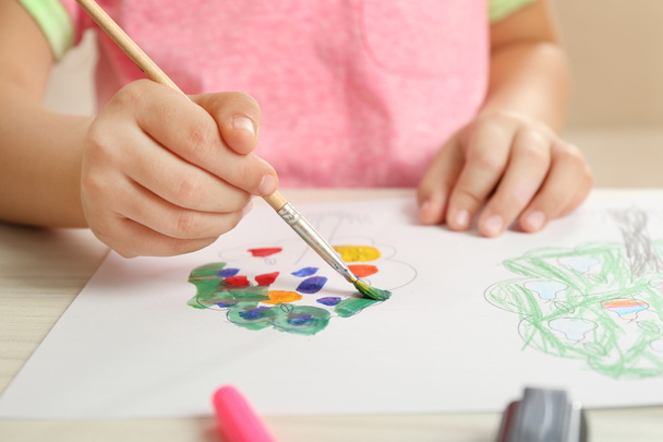 Child drawing closeup - 写真・画像