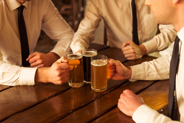 Businessmen in pub - Photo, Image