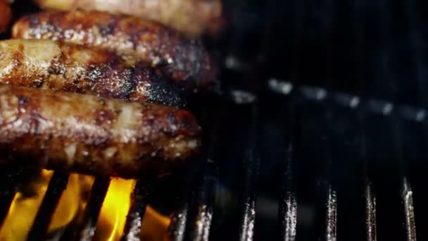 grilované maso uzeniny - Záběry, video
