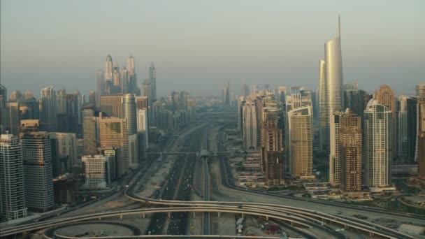 widok z lotu ptaka na panoramę Dubaju - Materiał filmowy, wideo