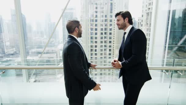 businessmen meeting in Dubai modern office building - Video, Çekim