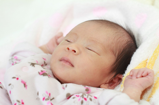 Спляча японські дівчата новонароджена дитина (0-річна) - Фото, зображення