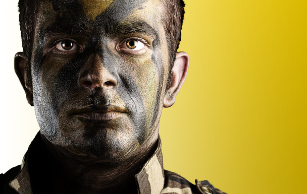 Солдат обличчя пофарбовані
 - Фото, зображення