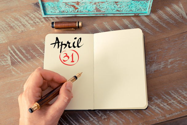 31 aprile Calendario Giorno scritto a mano sul taccuino
 - Foto, immagini