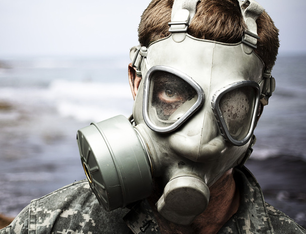 Soldat avec masque à gaz - Photo, image