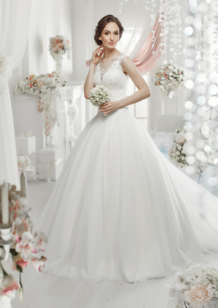 woman posing in a wedding dress - Фото, зображення