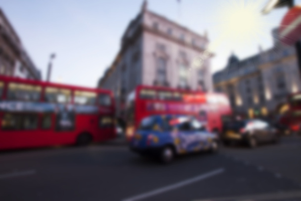 Londres, rua turva da cidade, fundo desfocado
 - Foto, Imagem