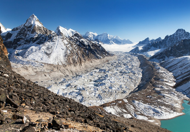 View of Ngozumba glacier - Zdjęcie, obraz
