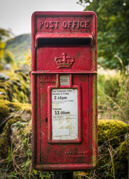 Vintage landelijke Britse brievenbus - Foto, afbeelding