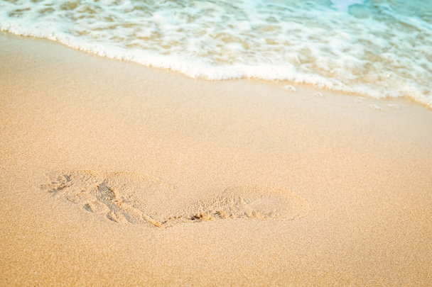 砂浜の足跡 - 写真・画像