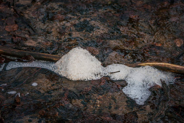 Tání sněhu v řece - Fotografie, Obrázek