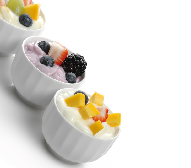 jogurty s čerstvým ovocem - Fotografie, Obrázek