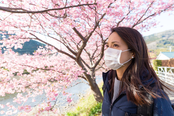 asijské ženy nosí masku - Fotografie, Obrázek