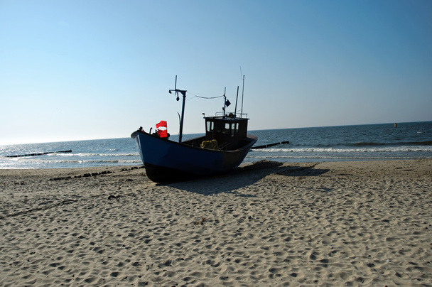 Fischerboot am Strand - Foto, Bild
