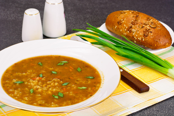 米、野菜、カレー、唐辛子のスープ Kharcho - 写真・画像