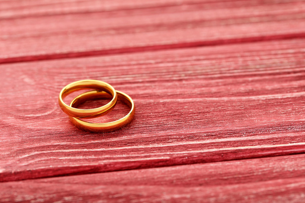 Golden wedding rings - Foto, imagen
