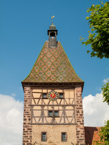 Живописная деревня Бергхайм, Эльзас Франция
 - Фото, изображение