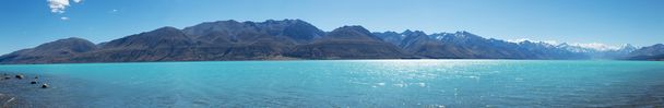 ニュージーランドの湖の風景 - 写真・画像