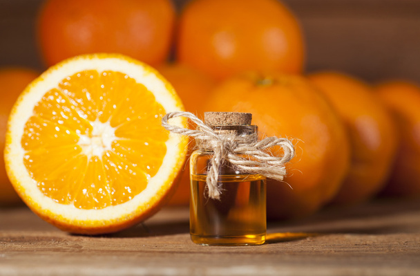 Orange Essential Oil - Фото, зображення