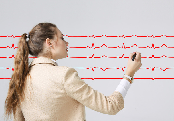 врач женщина и кардиограмма линии
 - Фото, изображение