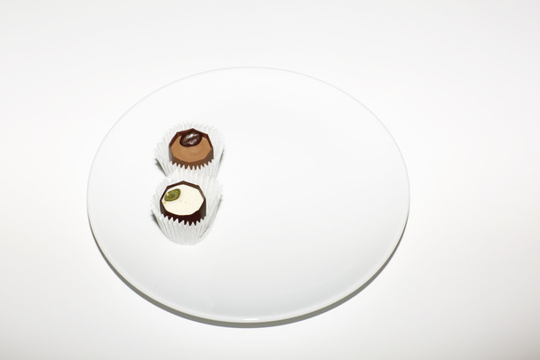 Dessert, una piccola caramella al cioccolato
. - Foto, immagini