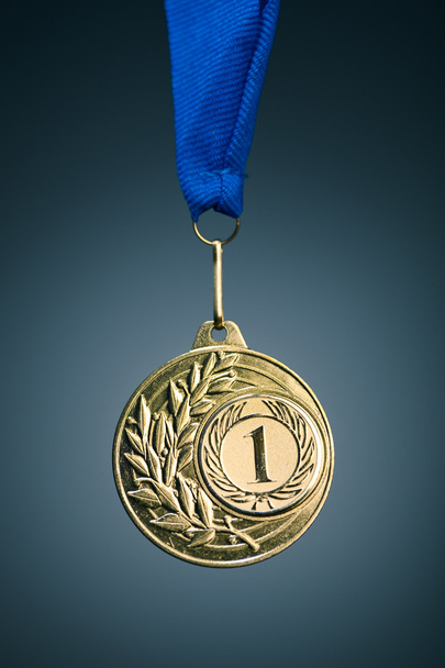 χρυσό μετάλλιο - Φωτογραφία, εικόνα