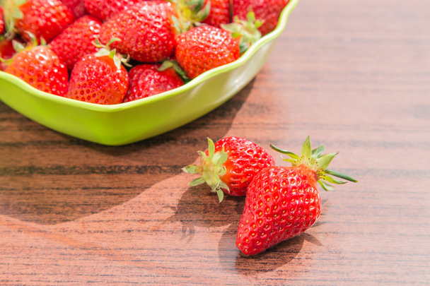 Délicieuses fraises mûres
 - Photo, image