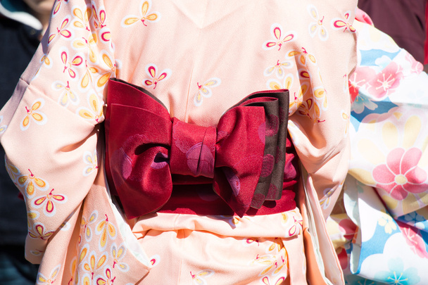 Munsuko κόκκινο και ροζ παστέλ Yukata - Φωτογραφία, εικόνα