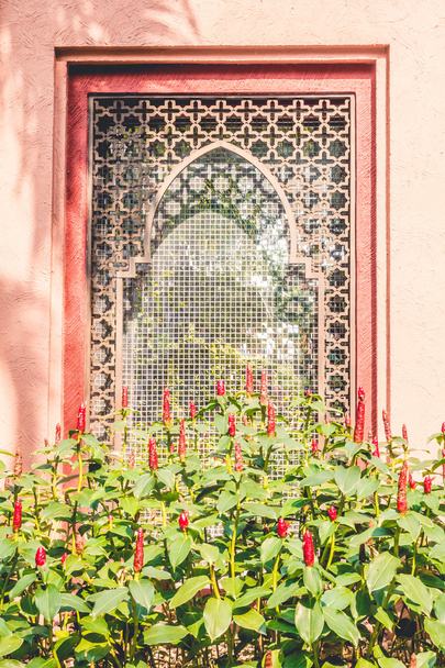 Красивая архитектура в стиле марокко
  - Фото, изображение