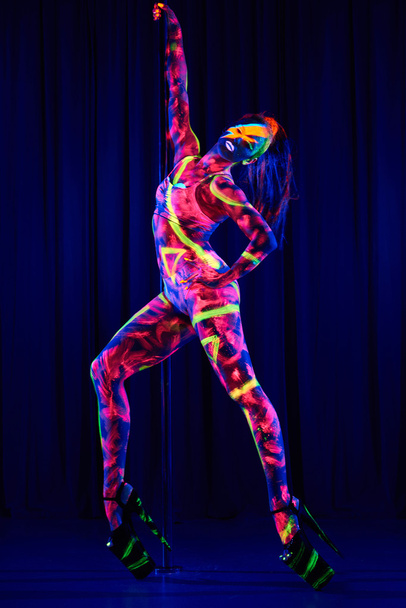 sexy woman dancing striptease - Фото, зображення